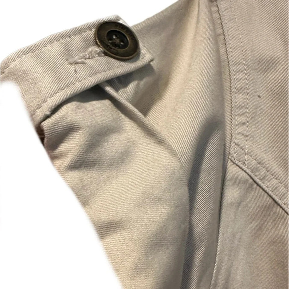 Women’s Large Tan Short-sleeve Blazer/ Jacket - Picture 6 of 9